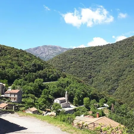 Au Cœur De La Montagne Corse *
